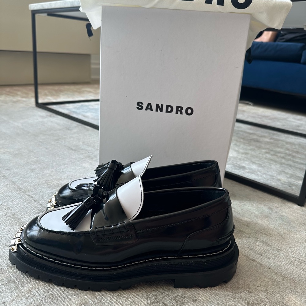 Worn once: size 40 Sandro Jackson tassel-detail loafers